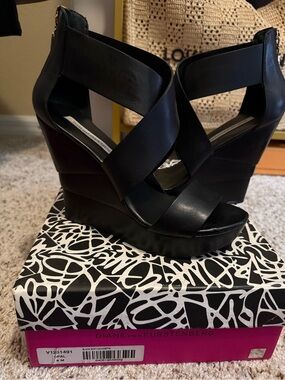 Diane von Furstenberg Opal Wedge Sandal